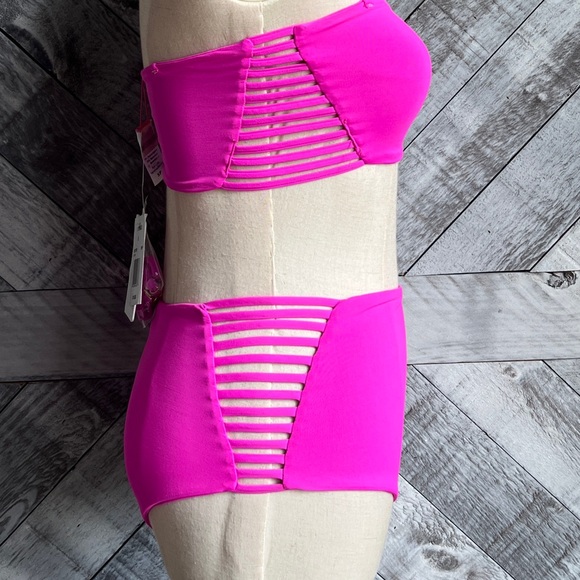 L*SPACE REVOLVE NWT - Picture 7 of 10